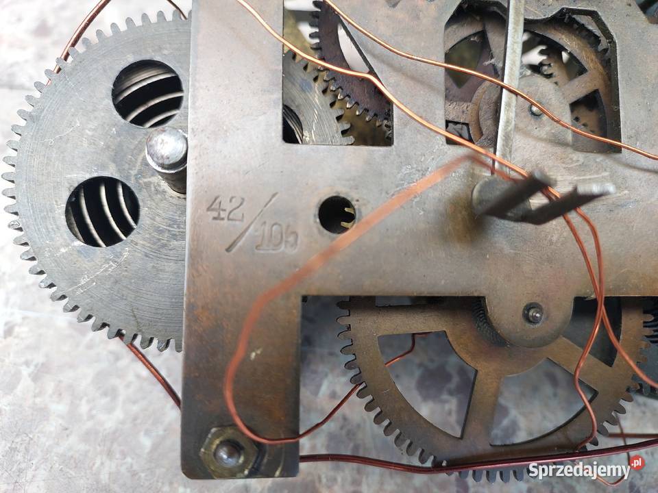 M195 Mechanizm starego zegara ściennego Mauthe