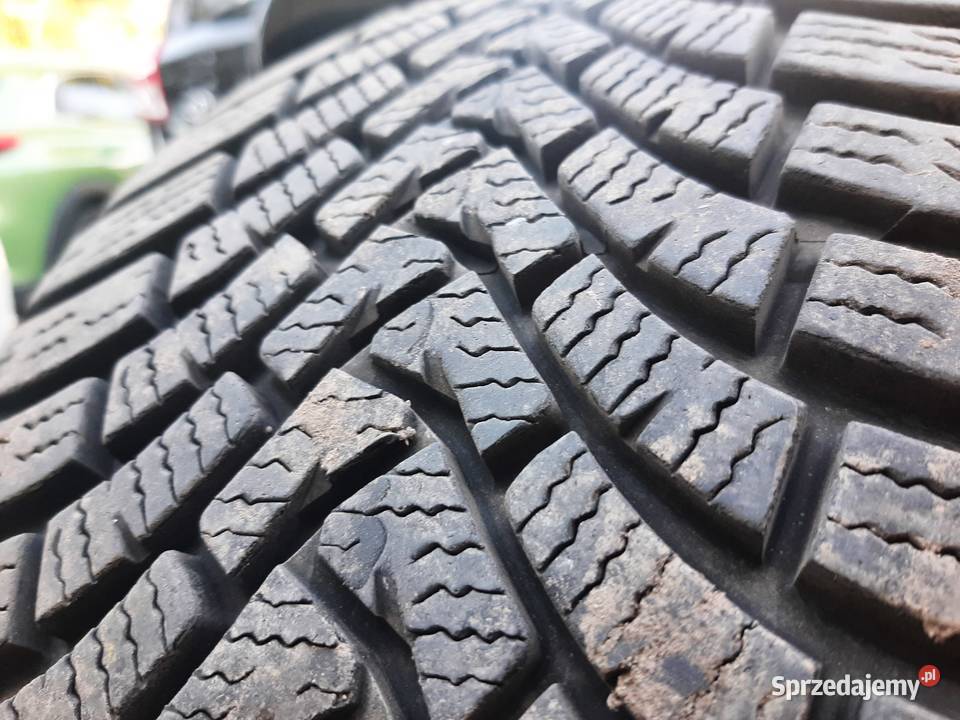 Opony zimowe 22550R17 sprzedam