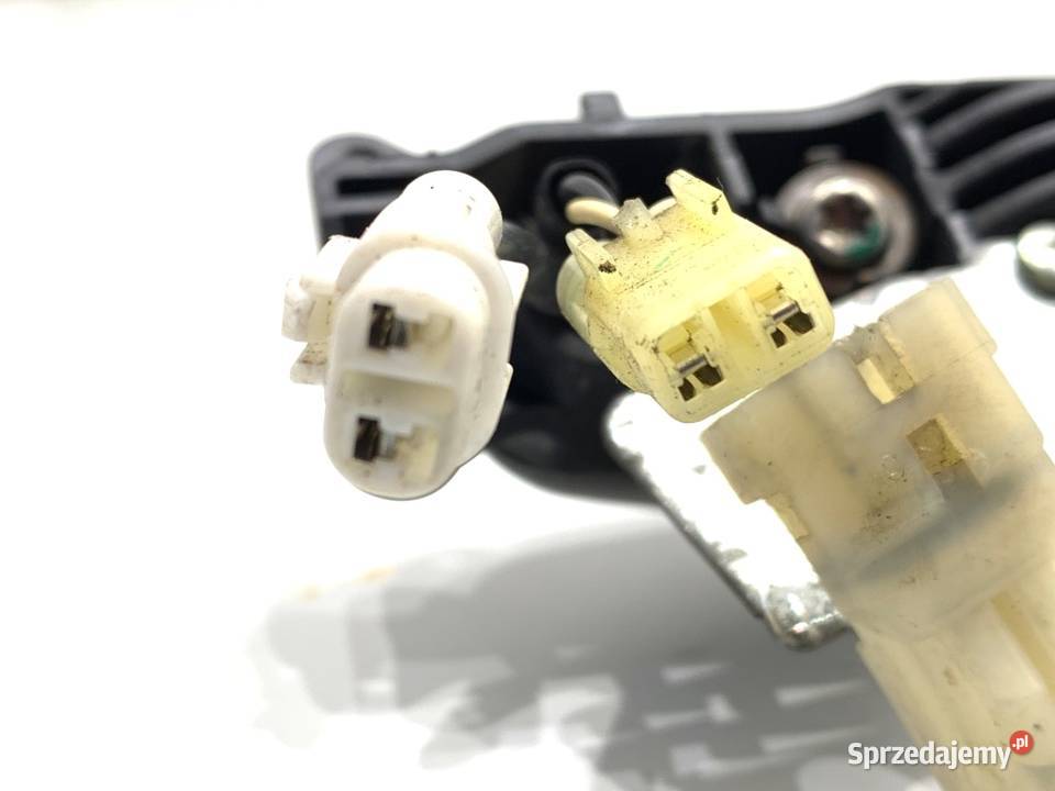 KLAMKA ZEWNĘTRZNA PRAWY PRZÓD SUZUKI SX4 osobowe