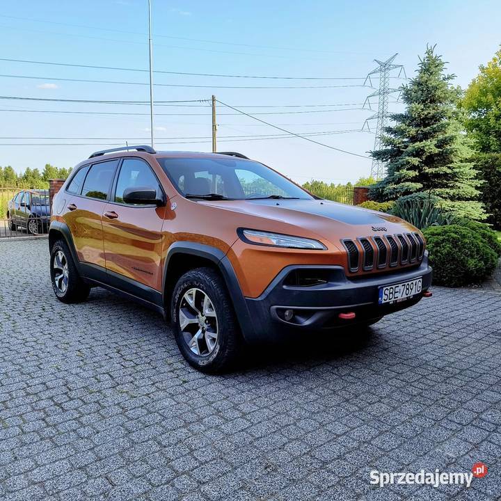 Sprzedam Jeep Cherokee Trailhawk LPG Podwarpie