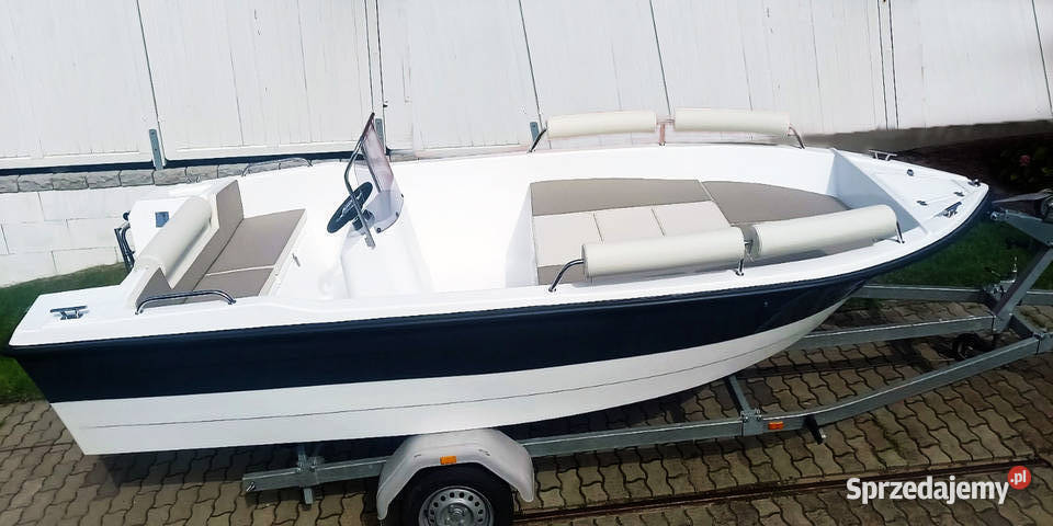 ŁÓDZ MOTOROWA SUNDECK 480 OPEN Z PRZYCZEPĄ DMC Opole