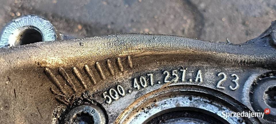 ZWROTNICA LEWA PRZÓD VOLKSWAGEN PASSAT B8