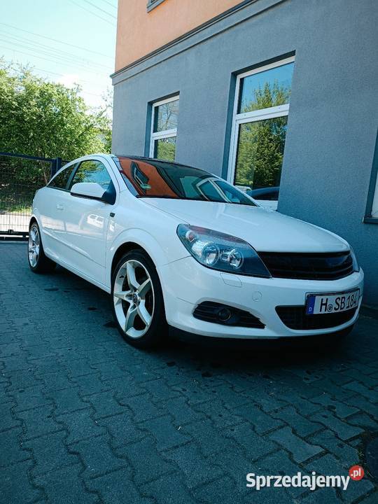 Opel Astra GTC 17 CDTI światła przeciwmgielne Piotrków Trybunalski