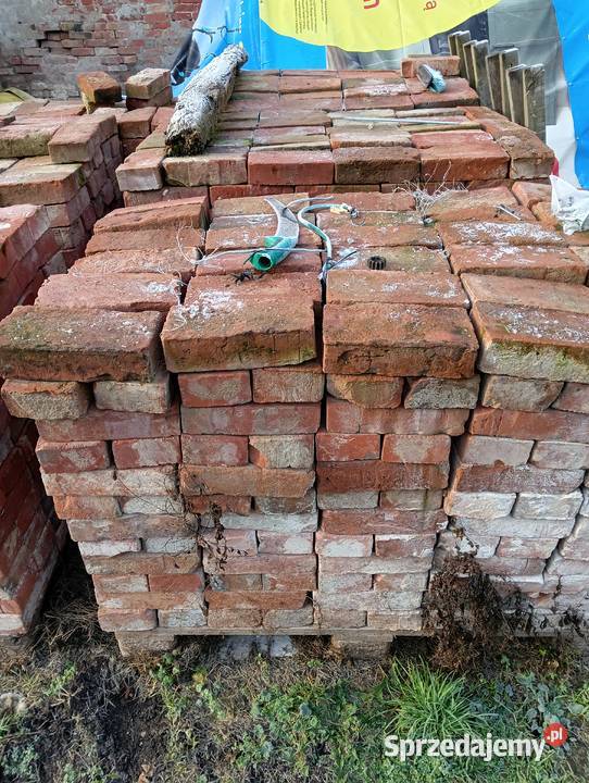 Cegła z rozbiórki oczyszczona