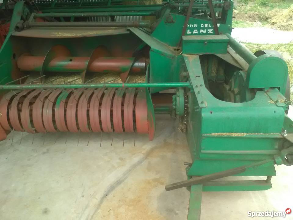 Prasa John Deere 214