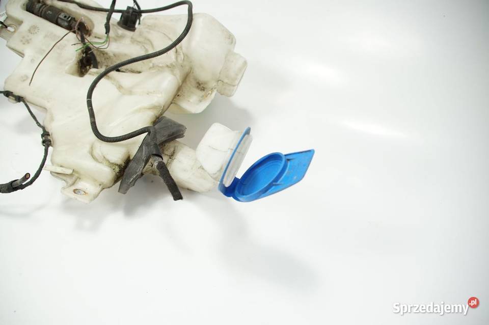 ZBIORNICZEK SPRYSKIWACZY AUDI A8 D3 LIFT