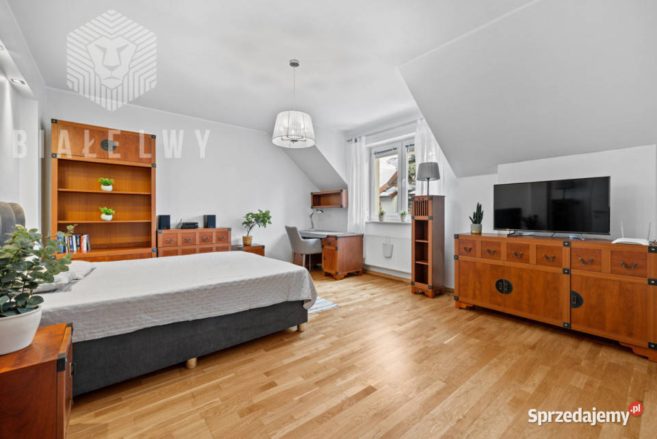 Dom szeregowy 175m2 Warszawa mieszkalny