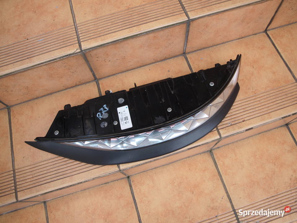 Citroen DS7 DS 7 Crossback lampa prawa tył Led Kalisz