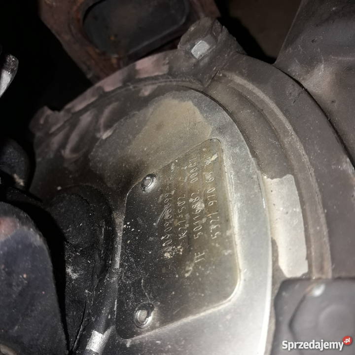 Turbosprężarka Mercedes OM502LA Bell Claas Części do maszyn budowlanych Częstochowa