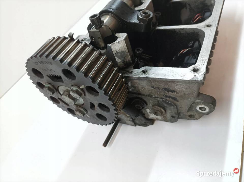 GŁOWICA KOMPLETNA 038103373R 19 TDI VW Rok produkcji 2004