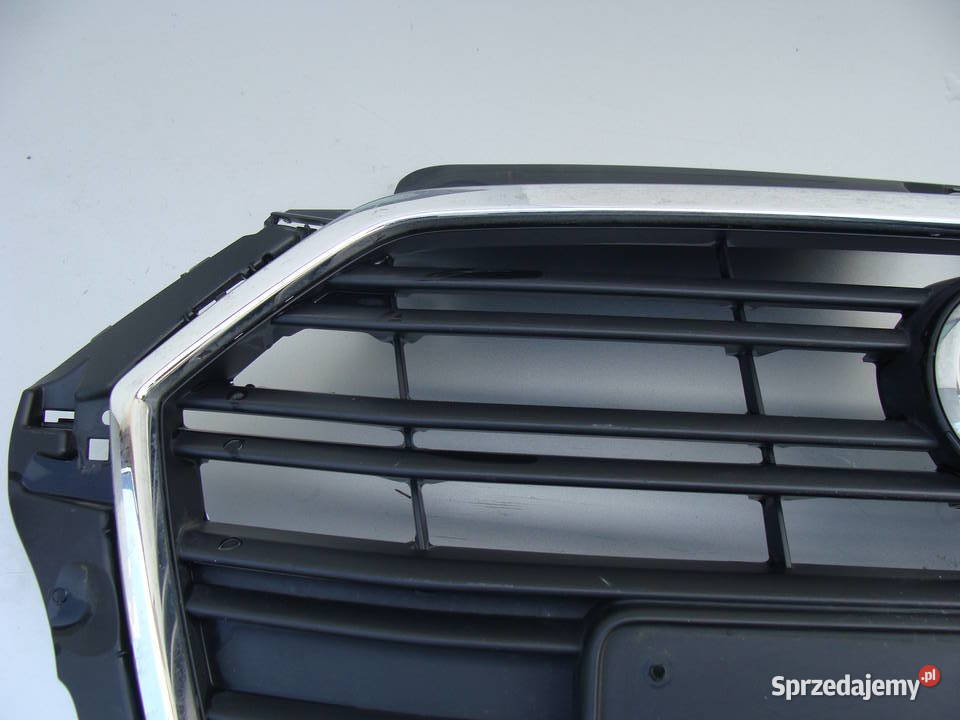 AUDI A3 LIFT GRILL ATRAPA CHŁODNICY 8V3853651AA osobowe Goleniów