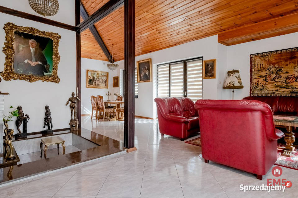 Do sprzedaży dom wolnostojący Jeroniki 260m2 sprzedam