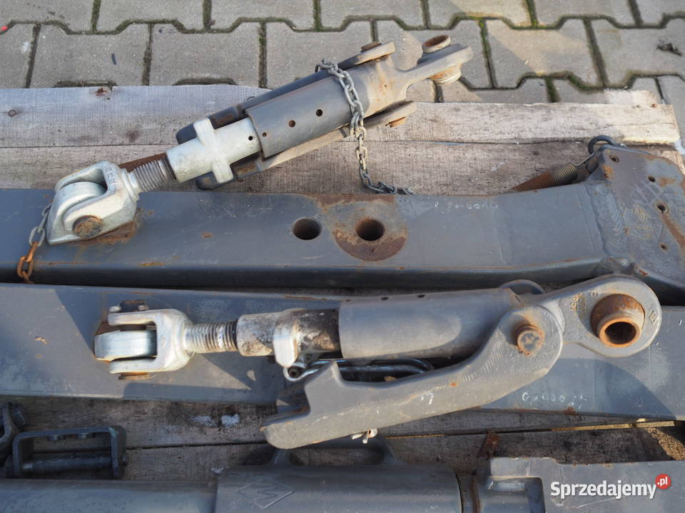 Claas Axion ramiona tylnego podnośnika TUZ Kat 4 wielkopolskie Stęszew