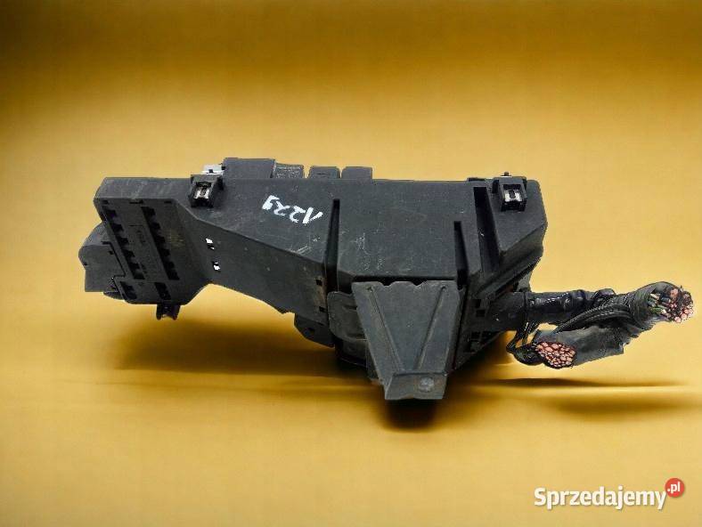 SKRZYNKA BEZPIECZNIKÓW 9168986 Volvo S80 I świętokrzyskie