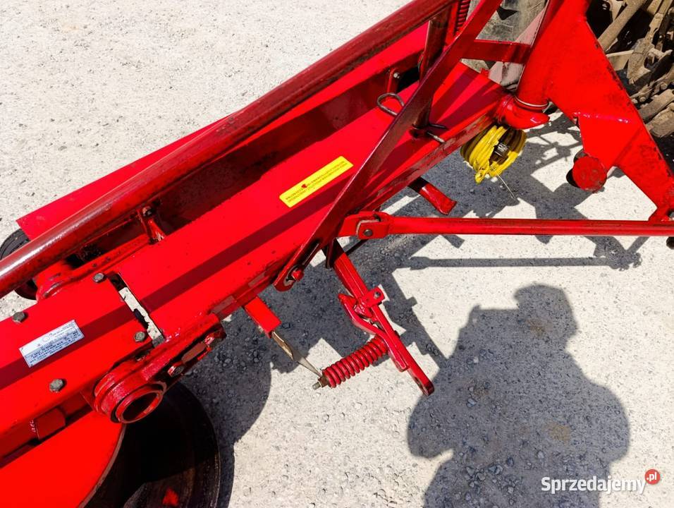 Kosiarka rotacyjna 135 Blizne