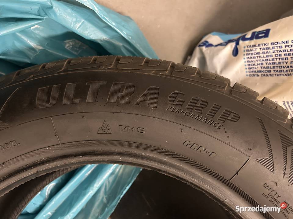 Opony GoodYear 215x65xr17 Zima Stan nowy Używany mazowieckie Warszawa