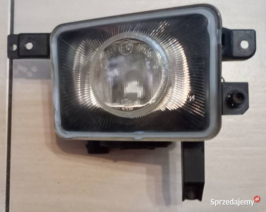 Halogen prawy światło przeciwmgielne Opel Corsa Oleśnica