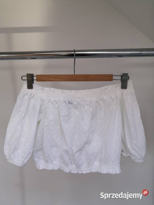 Biały crop top cold shoulder odkryte ramiona Liszki sprzedam