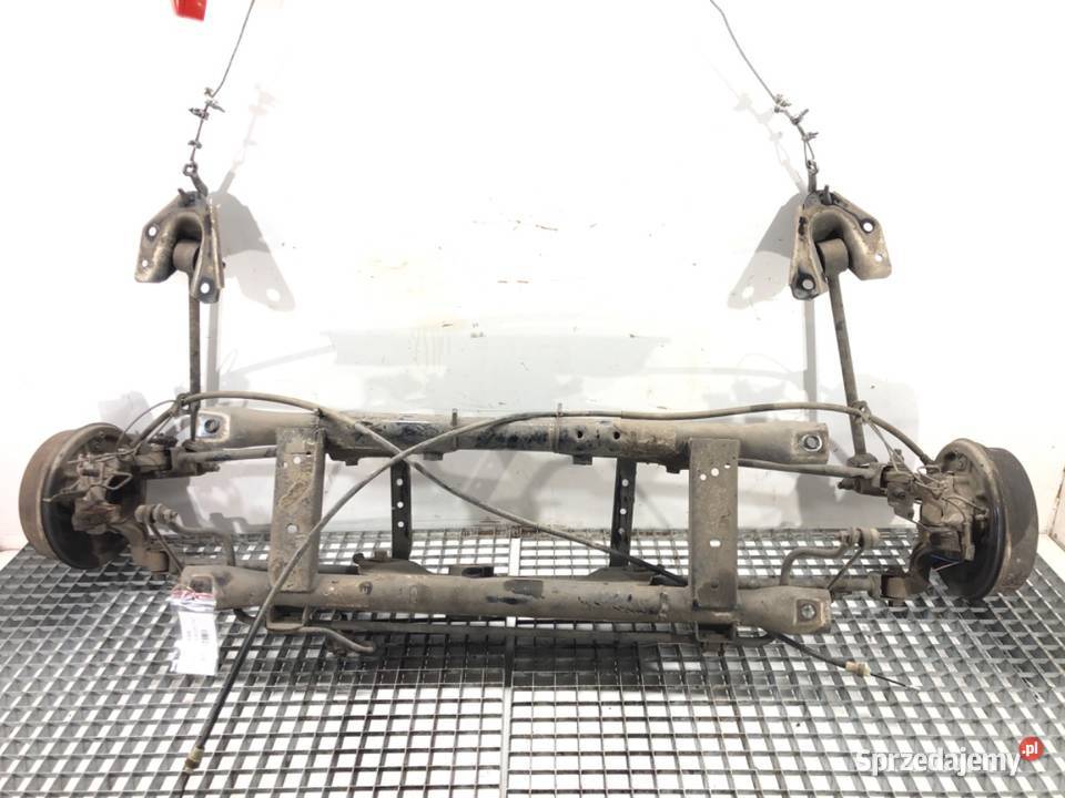 BELKA TYŁ DACIA DUSTER Hatchback TYLNA