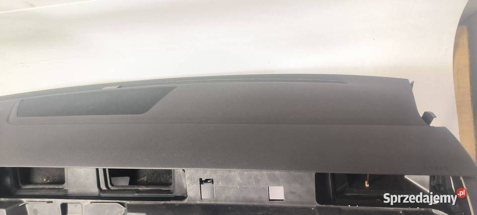 DESKA KOKPIT VOLKSWAGEN PASSAT B8 PODUSZKA PASY Lipno
