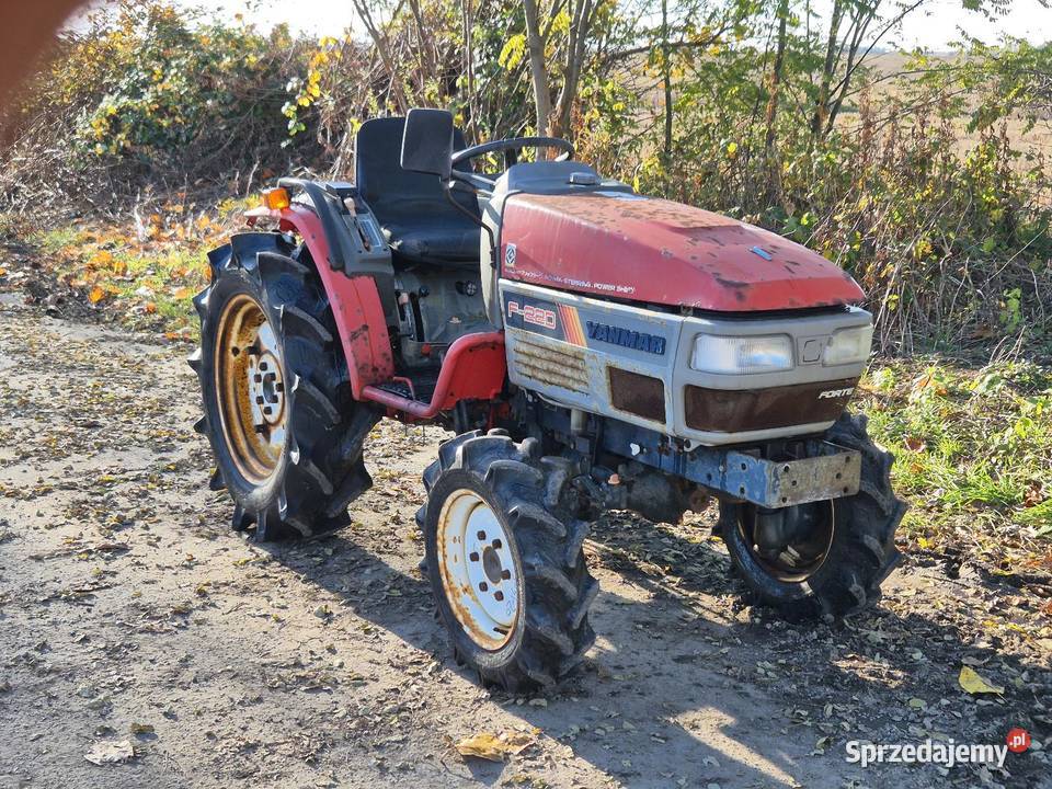 Traktorek traktor YANMAR F220D 22 44 Wspomaganie Yanmar Małuszyn sprzedam