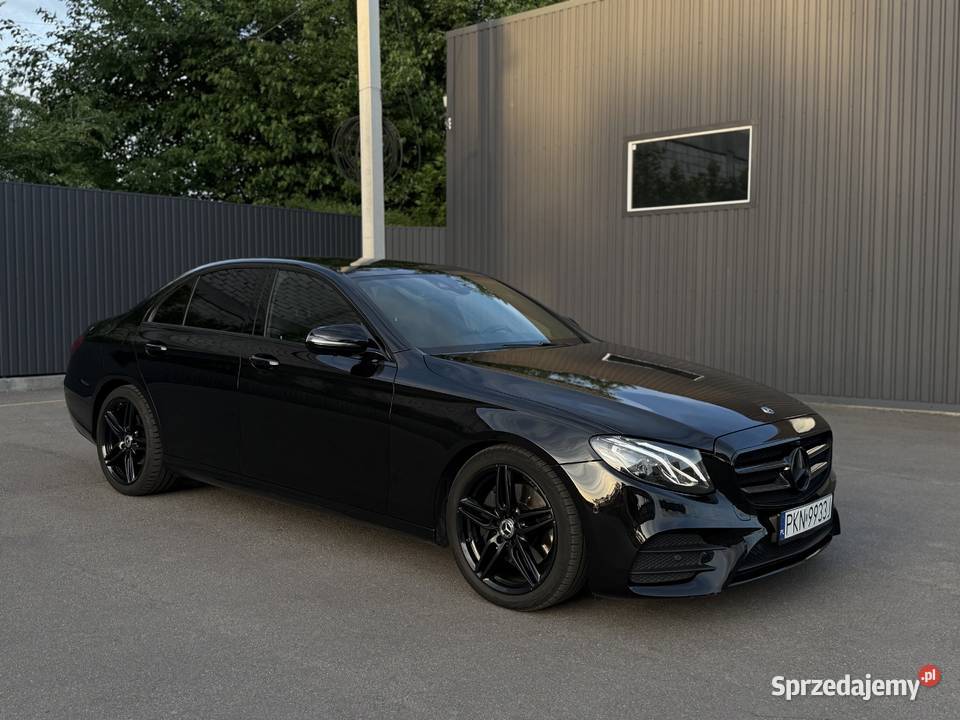 Mercedes-Benz Klasa E 220 d 9G-TRONIC AMG Line