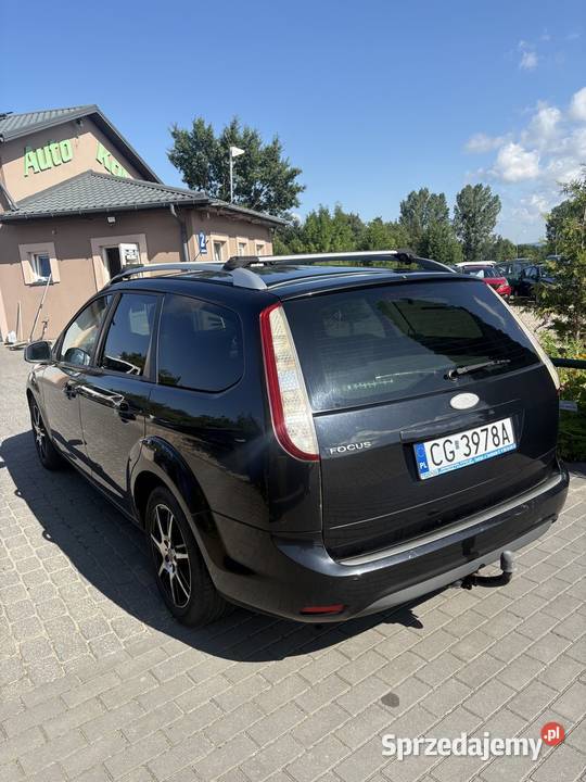 Ford Focus 16 Benzyna 100 Klimatyzacja Alufelgi elektryczne lusterka Dolna Grupa