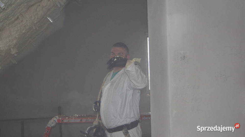 Ocieplanie pianami PUR dachy fundamenty