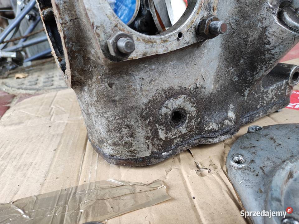 Obudowa blok kadłub silnika K750 1959 roku Leszno