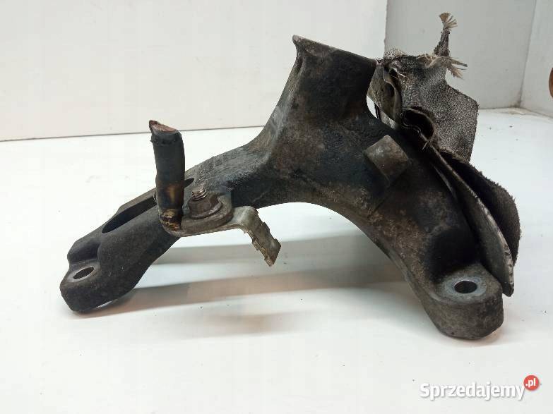 ŁAPA WSPORNIK 8K0199308BH 30 TDI Audi A4 IV Zawieszenie silnika