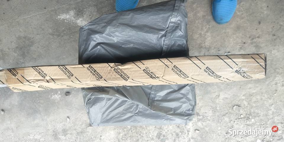 Toyota T28 listwa lewa ozdobna blendy klapy części blacharskie Łódź