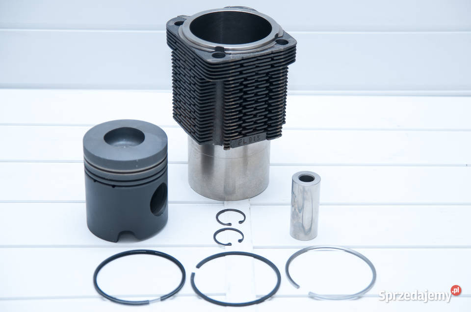 DEUTZ ZAWORY SSĄCE WYDECH F2L912 F3L912 F4L912 Juszkowo sprzedam