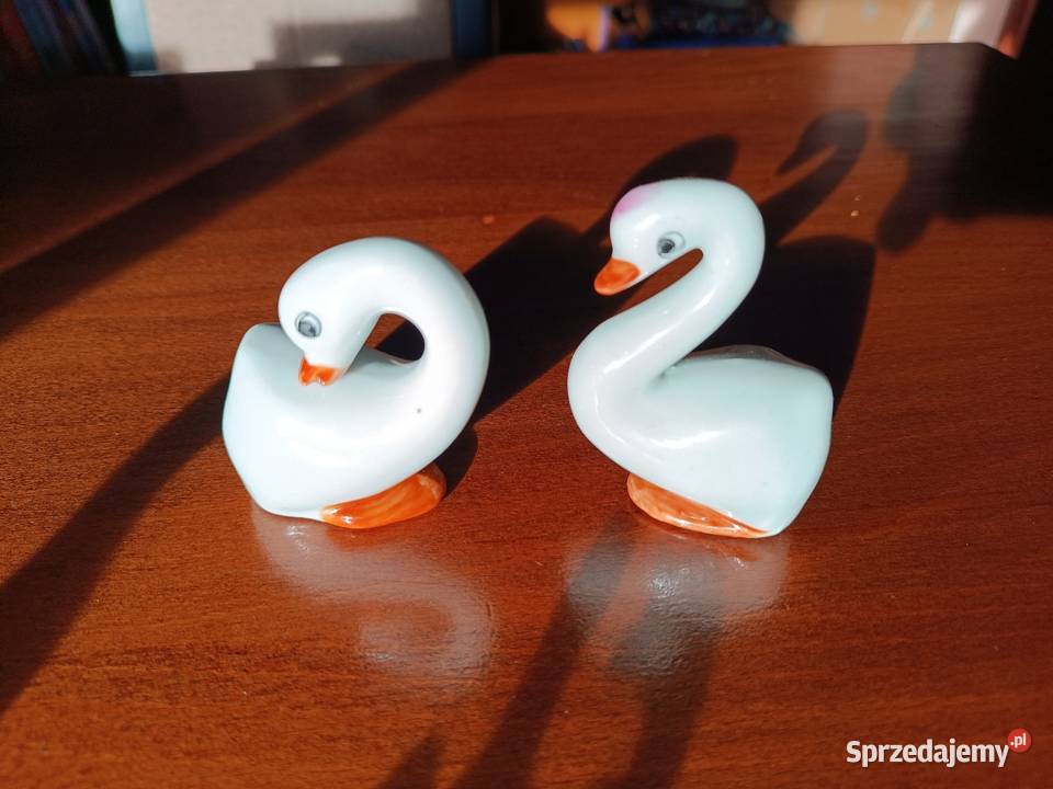 Zbiór 5 figurek z porcelany łabędzie i kaczki Porcelana i szkło sprzedam