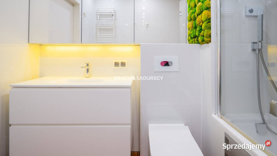 wynajmu mieszkania Kraków 55m2 3 pokojowe