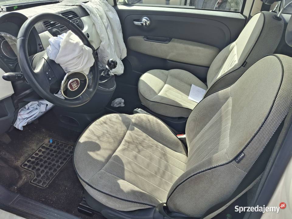 Fiat 500 2009r 14 benzyna klimatyzacja alufelgi Rok produkcji 2009 Warszawa