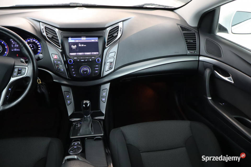 Hyundai i40 17 CRDi bluetooth