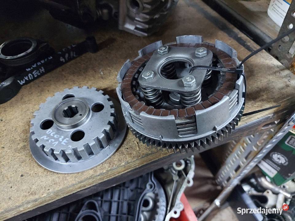 Honda ns1 sprzęgło kosz sprzęgłowy docisk dc02e