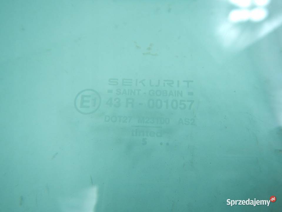 SZYBA TRÓJKĄT PRAWY TYŁ FORD ESCORT ORION