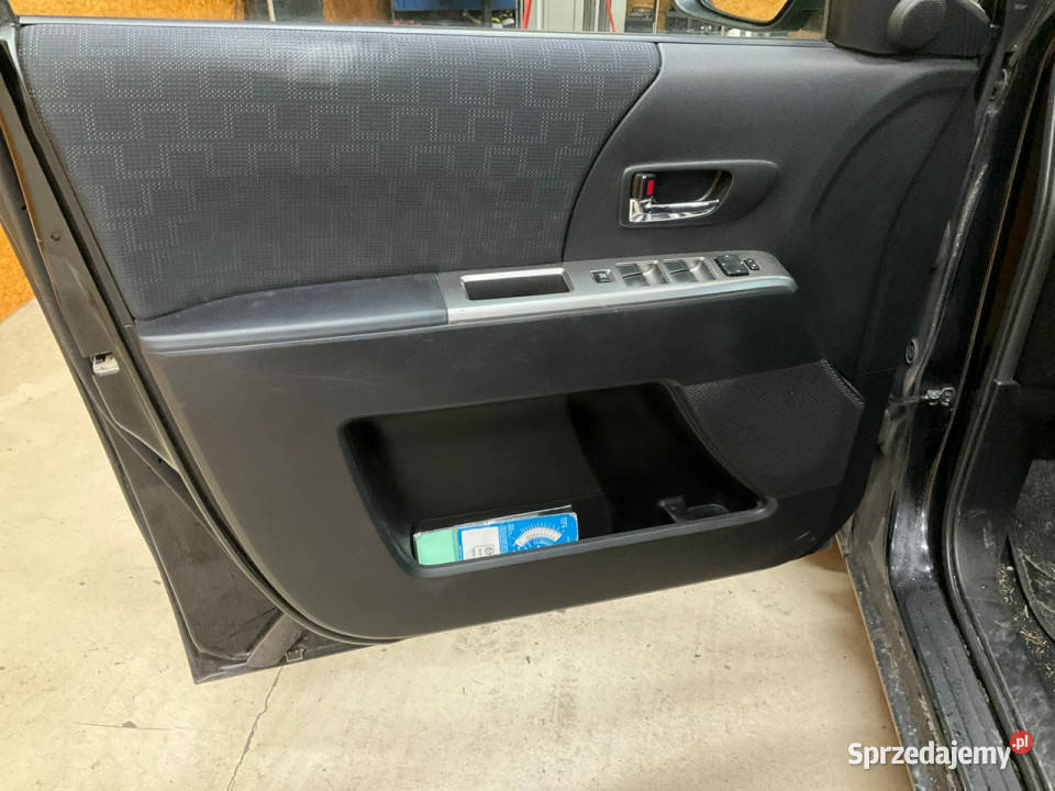 Mazda 5 20 benzyna klimatronik 7 miejsc drugie benzyna Wejherowo