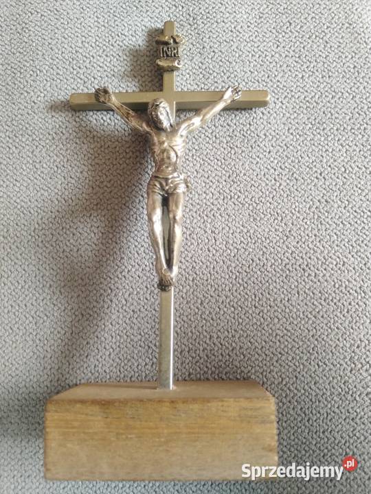 Krzyż Na Drewnianej Podstawie Lata 1980 dolnośląskie Wałbrzych