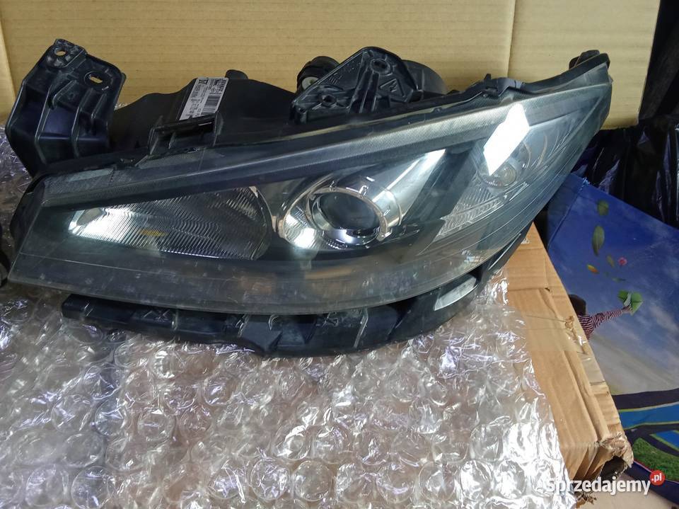 Renault laguna 2lift reflektory Xenonlewy i