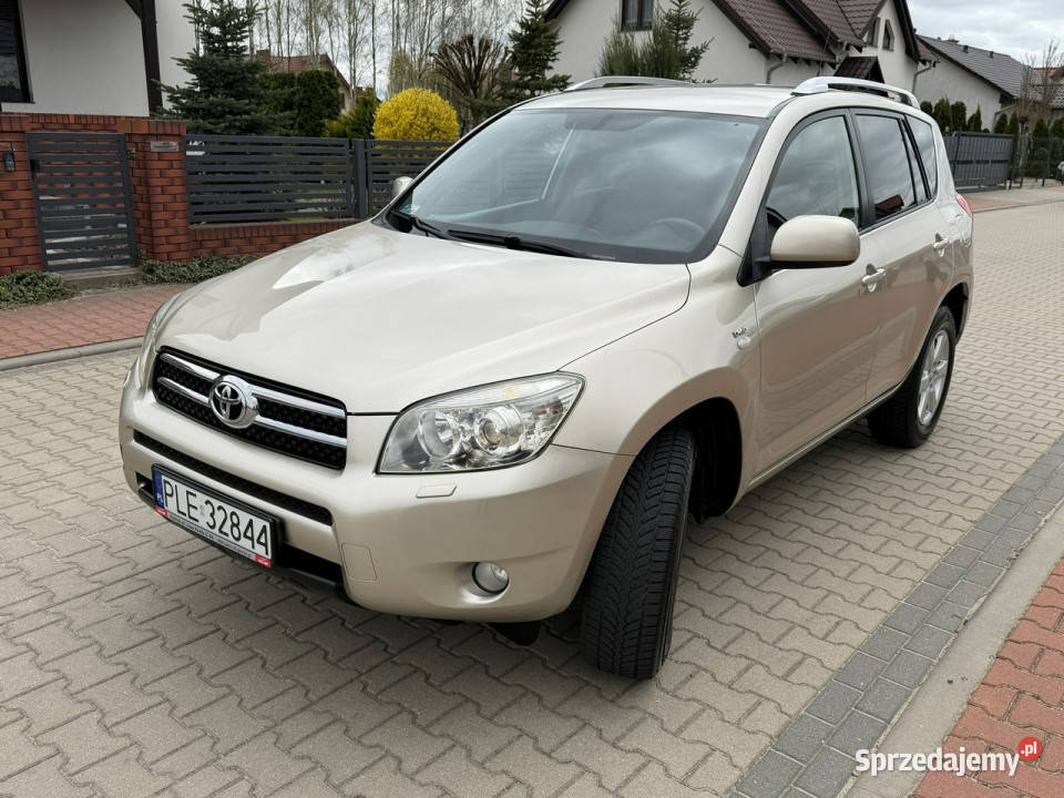 Toyota RAV4 Toyota RAV4 4x4 22D 2011 Bogata komputer pokładowy wielkopolskie