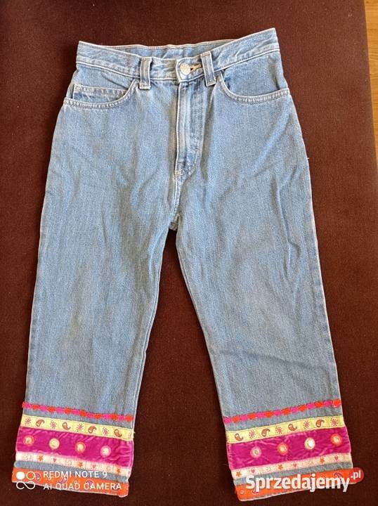 Spodnie z ozdobnymi nogawkami Hajnówka