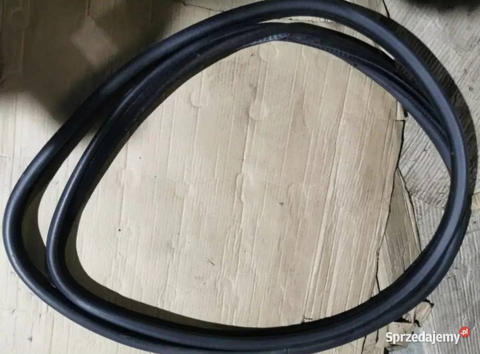 Uszczelka drzwi lewy przód BMW E46 sedan kombi Żory