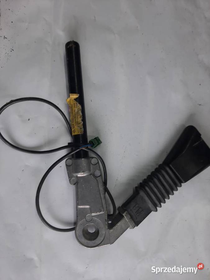 Opel Vectra B prawy napinacz pasa bezpieczeństwa Ksawerów