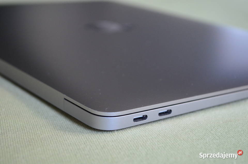 Macbook Air M1 8 GB RAM 256 GB Space Gray sprzedam