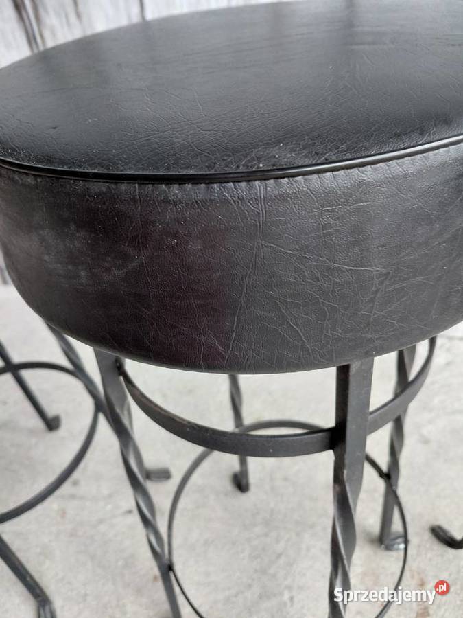 krzesła hakery metalowe 511