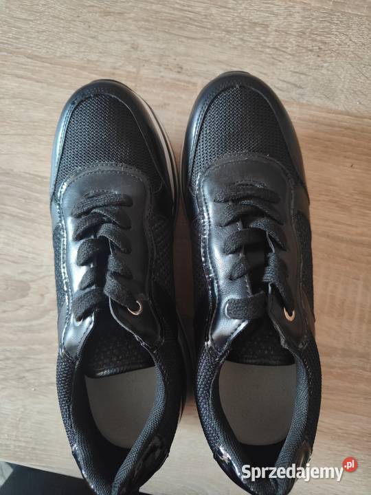 Adidaski 37 Wrocław