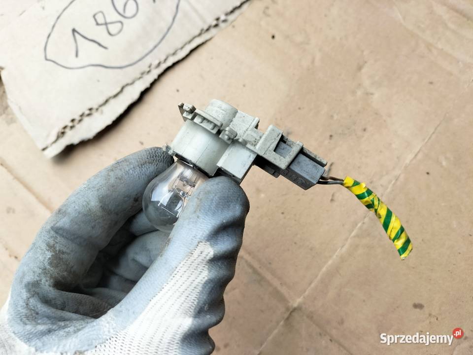 AUDI 80 B3 B4 A6C4 OPRAWKA ŻARÓWKI TYLNEJ LAMPY lubelskie Kamień-Kolonia sprzedam
