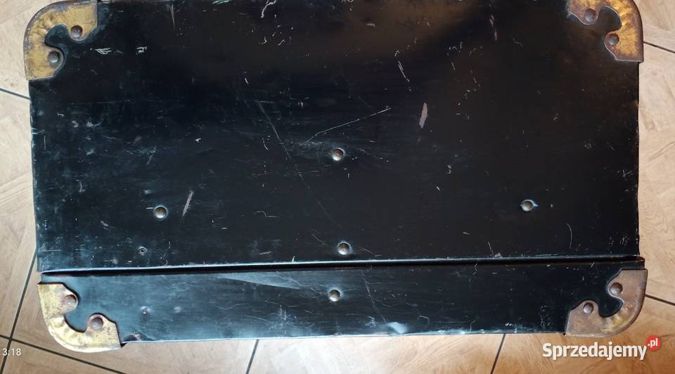 Stara walizka z okuciami Nakło nad Notecią